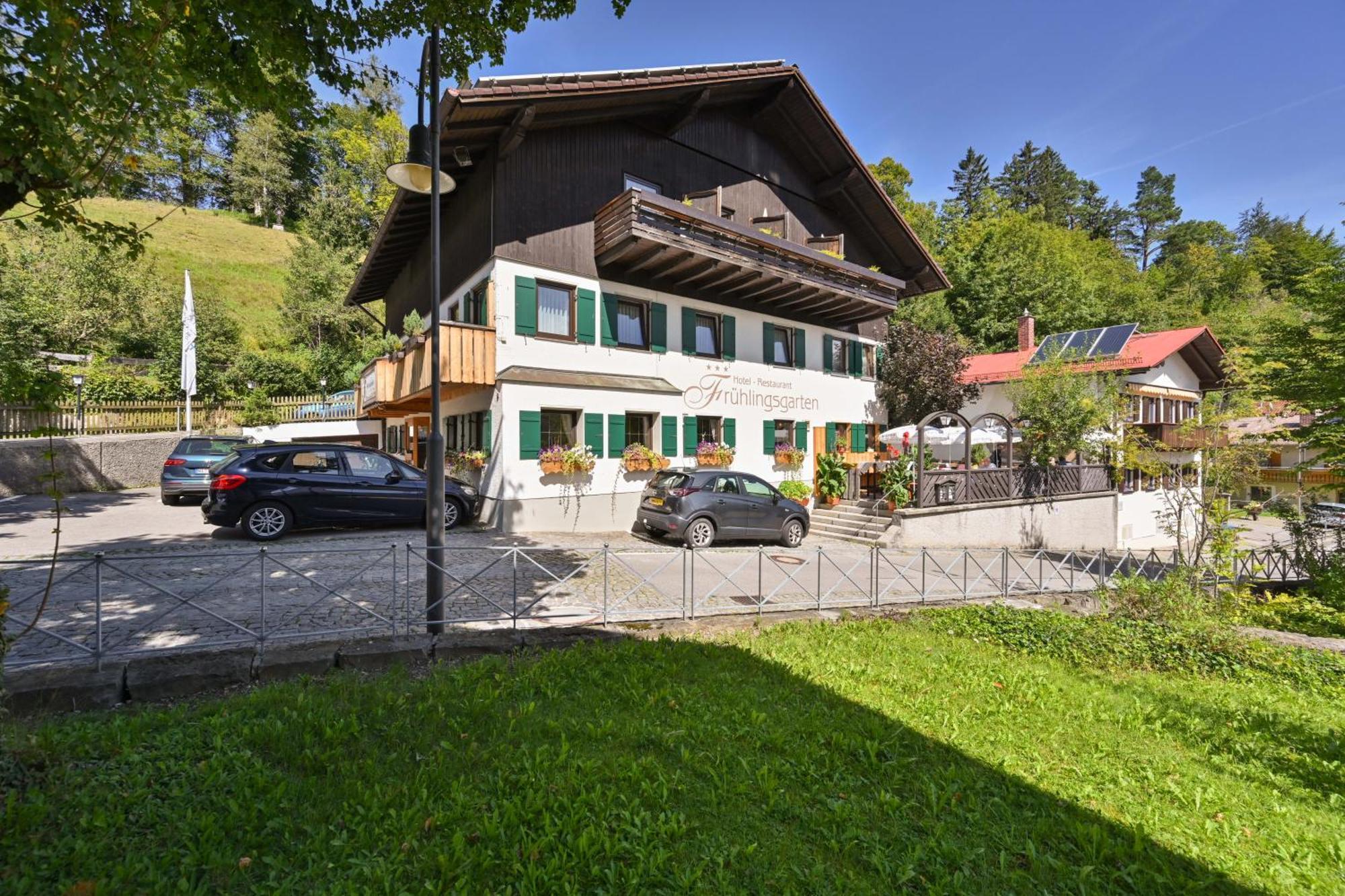 Hotel Restaurant Fruehlingsgarten Füssen Extérieur photo